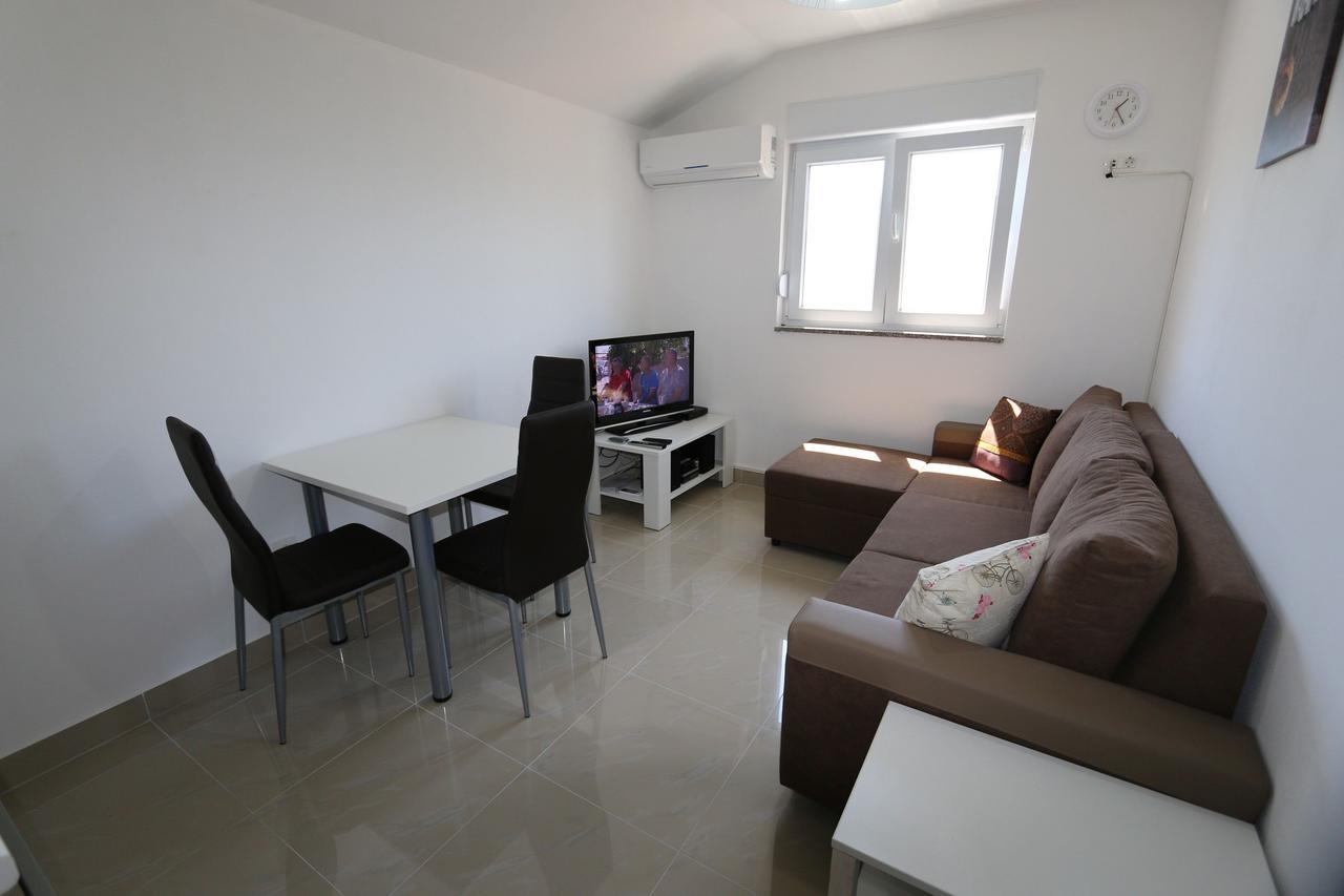 Apartments Saramandic Šilo Екстериор снимка