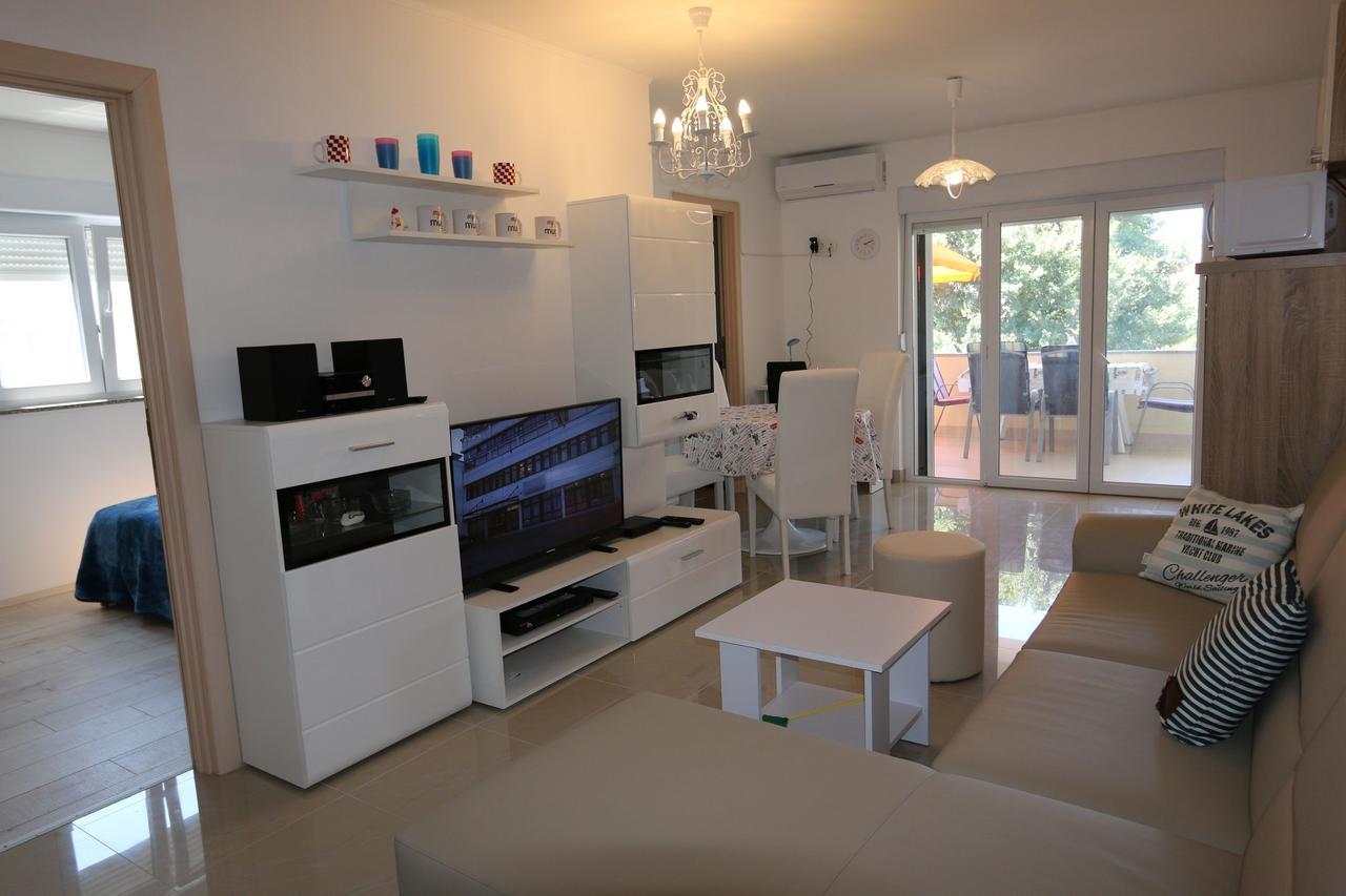 Apartments Saramandic Šilo Екстериор снимка